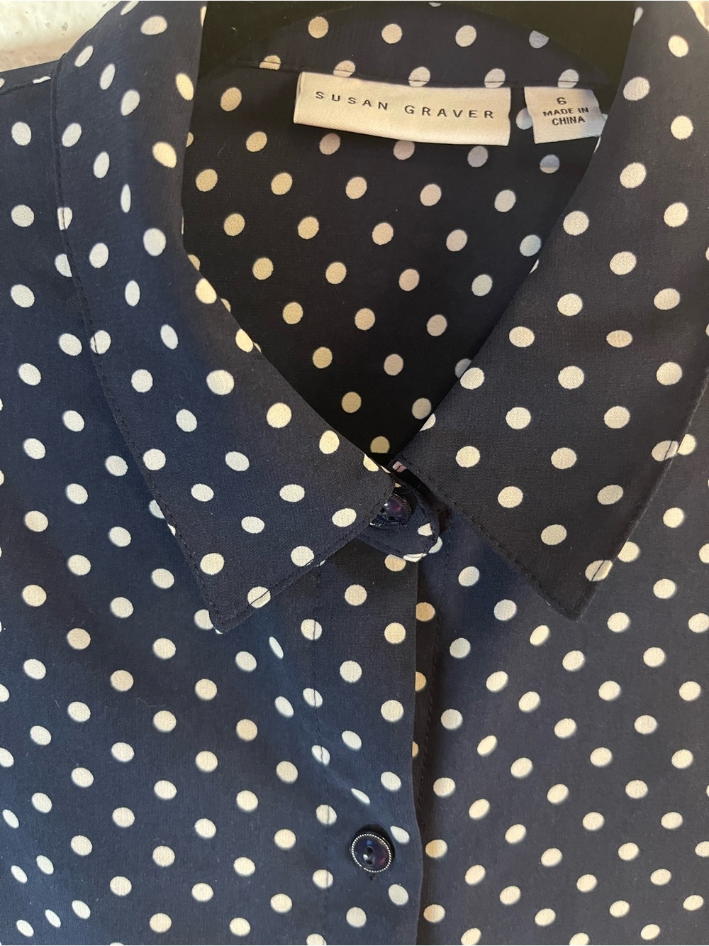 Susan Graver Tie- Front Navy Polka Dot Blouse Size 6 - Picture 6 of 7